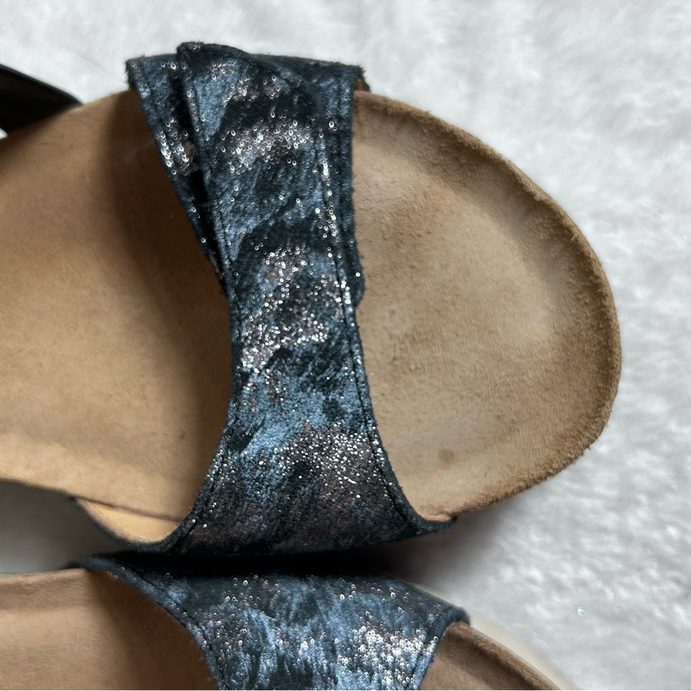 Wandapanda Blue and Silver Leather Adjustable Strap Womens Wedge 2” Heel Sandals - Picture 3 of 11